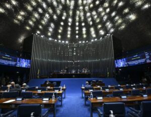 Eleições 2026: maioria dos deputados busca reeleição, com aumento de candidaturas ao Senado